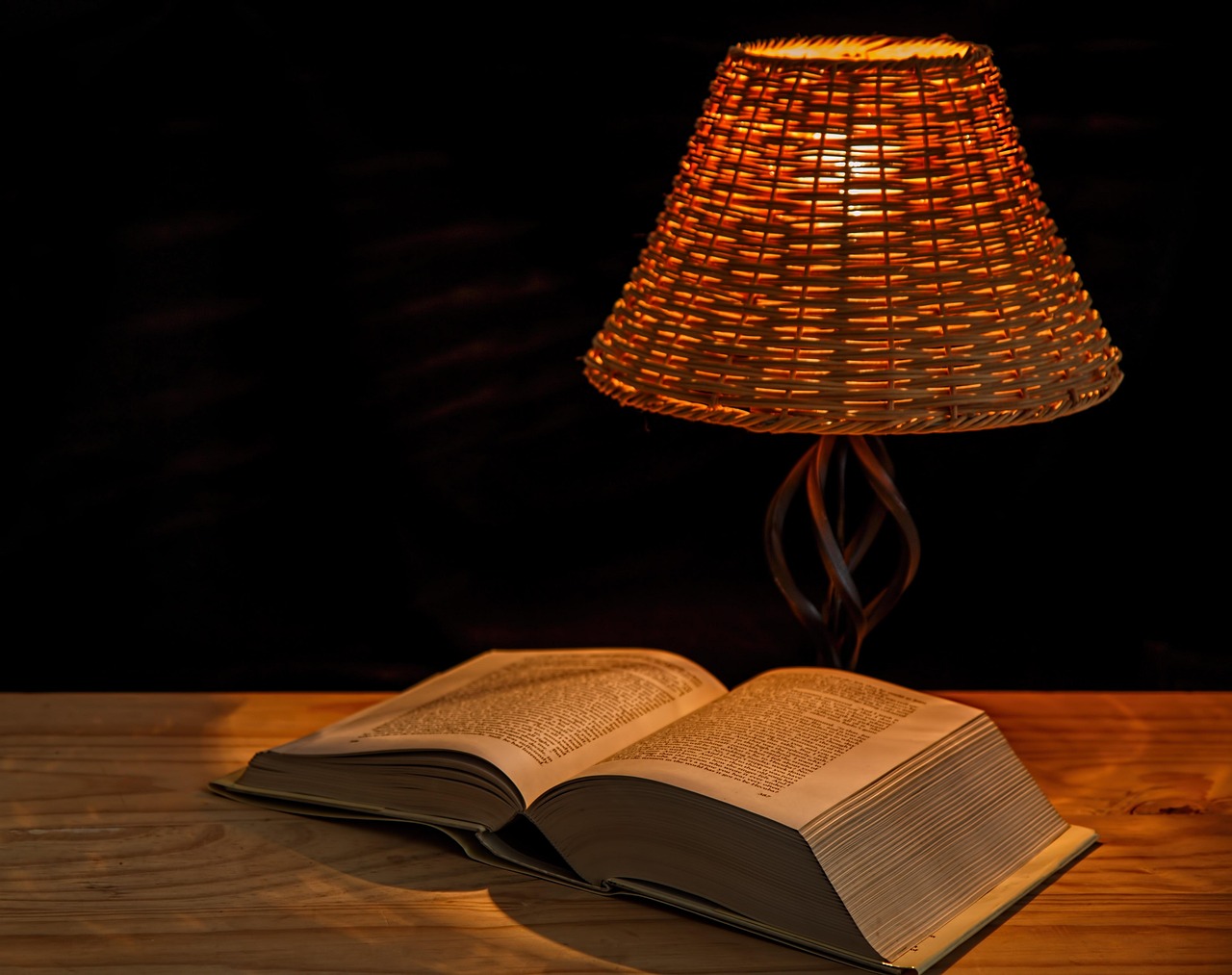 Bedtime Prayers for Adults: 10 Night Prayers for Peaceful Sleep